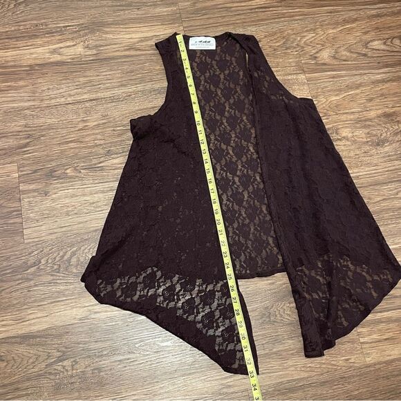 Back In The Saddle High Low Floral Lace Sleeveless Cardigan Dark Brown Medium - Picture 9 of 9